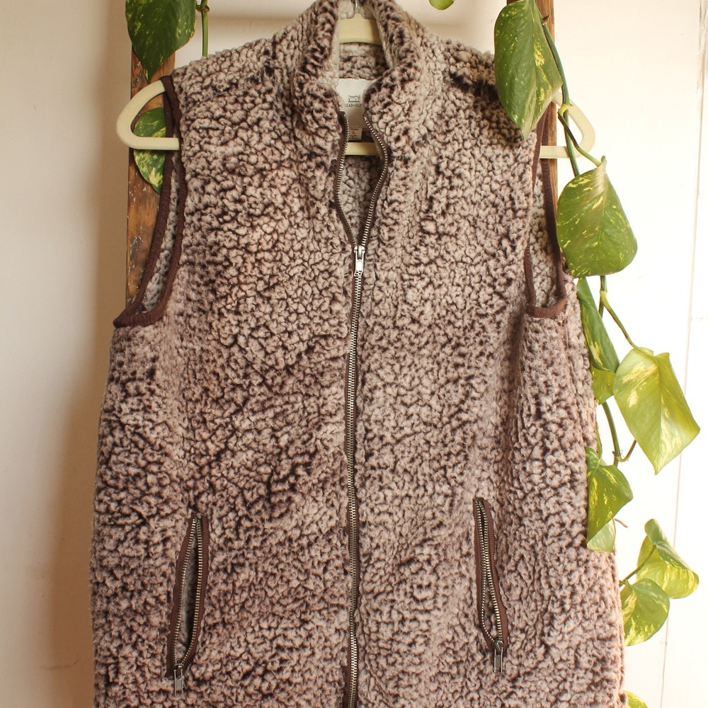 Fluffly Trendy Faux wool vest